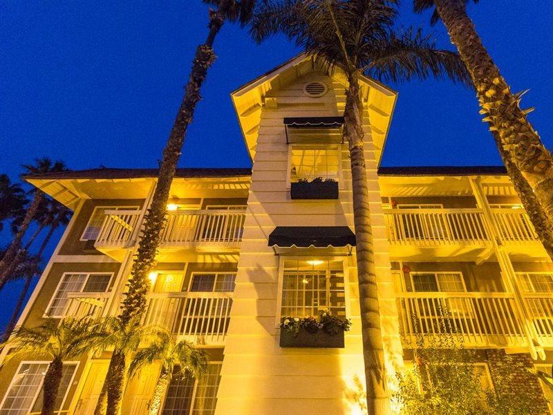 Ramada By Wyndham Costa Mesa/Newport Beach Exterior foto