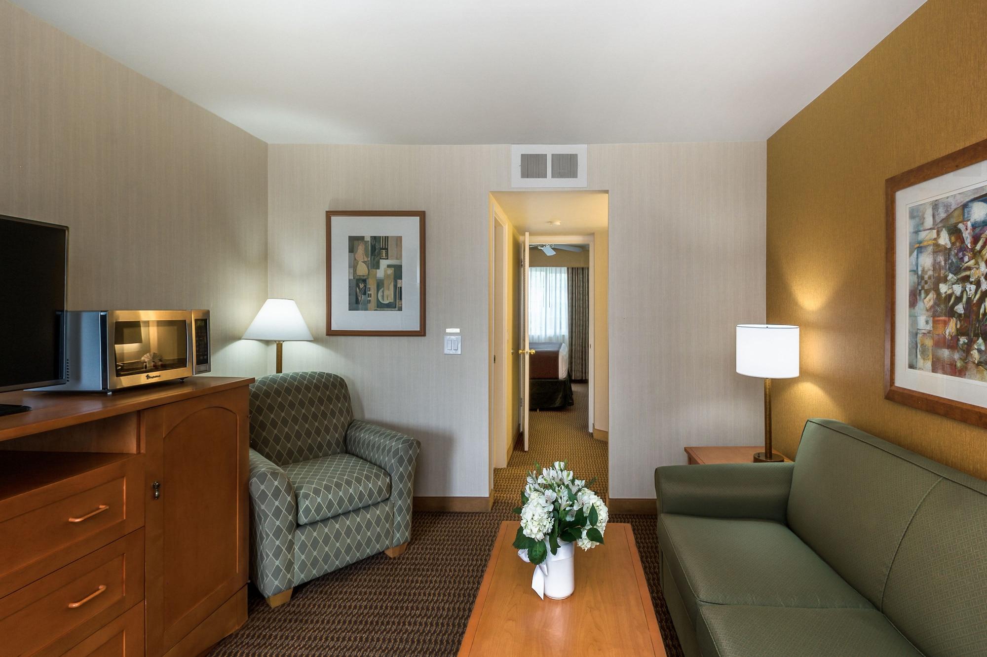 Ramada By Wyndham Costa Mesa/Newport Beach Exterior foto